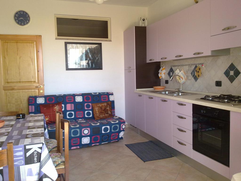 Casa Purple Daire Cala Gonone Oda fotoğraf