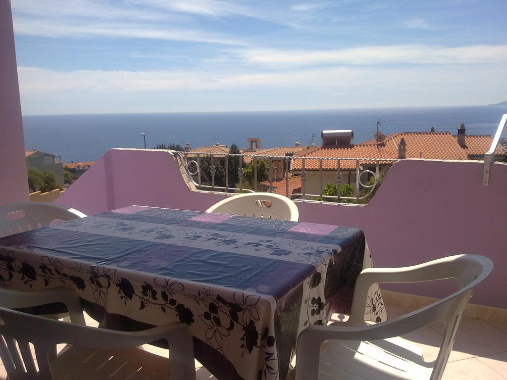 Casa Purple Daire Cala Gonone Oda fotoğraf